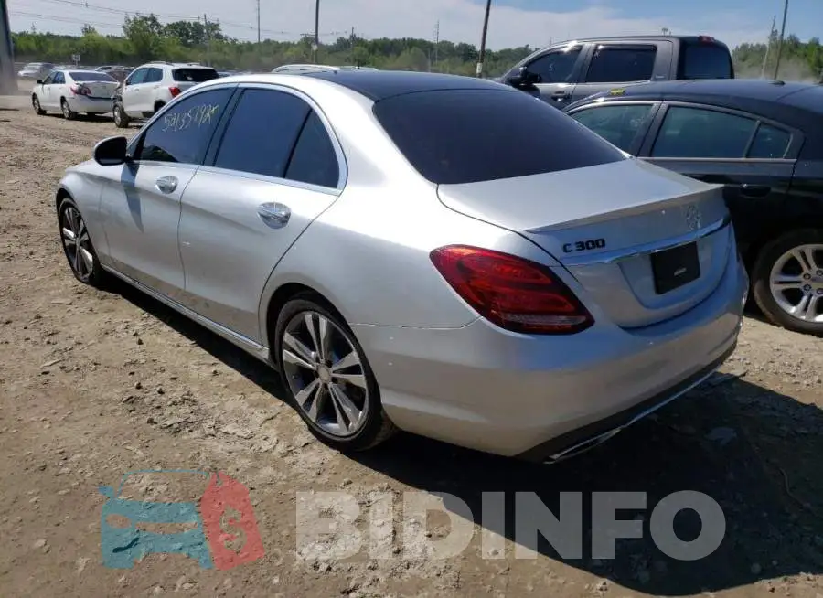 WDDWF4KB6HR222425 Photo# 3