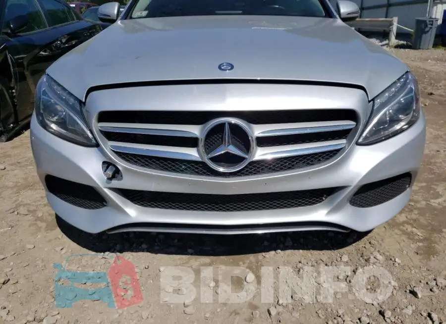 WDDWF4KB6HR222425 Photo# 9