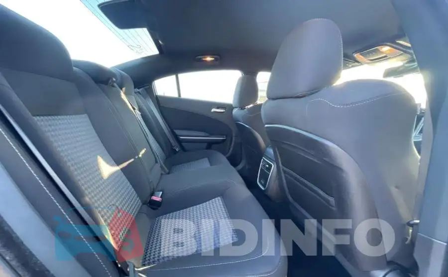 2C3CDXCT8MH600450 Photo# 6