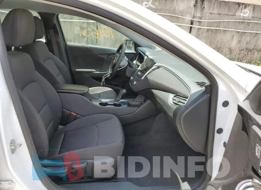 1G1ZD5ST1LF110775 Photo# 5