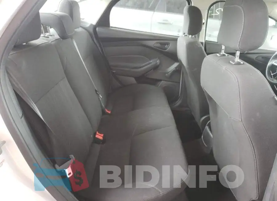1FADP3E24HL289716 Photo# 6