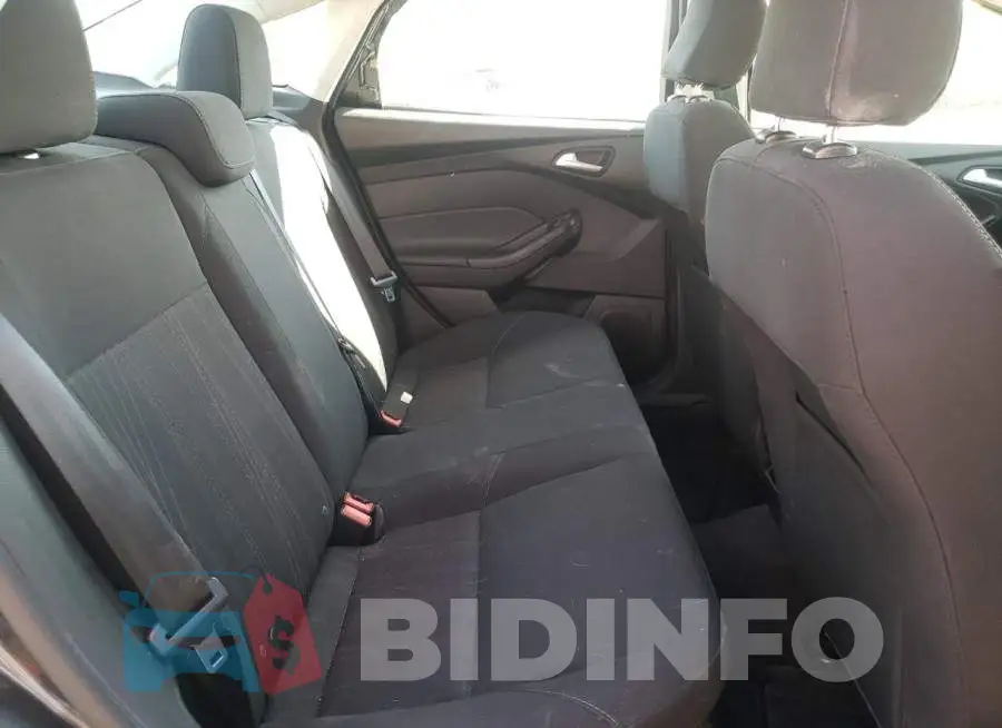 1FADP3F29GL324148 Photo# 6