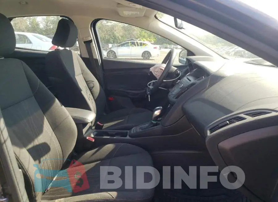 1FADP3F29GL324148 Photo# 5