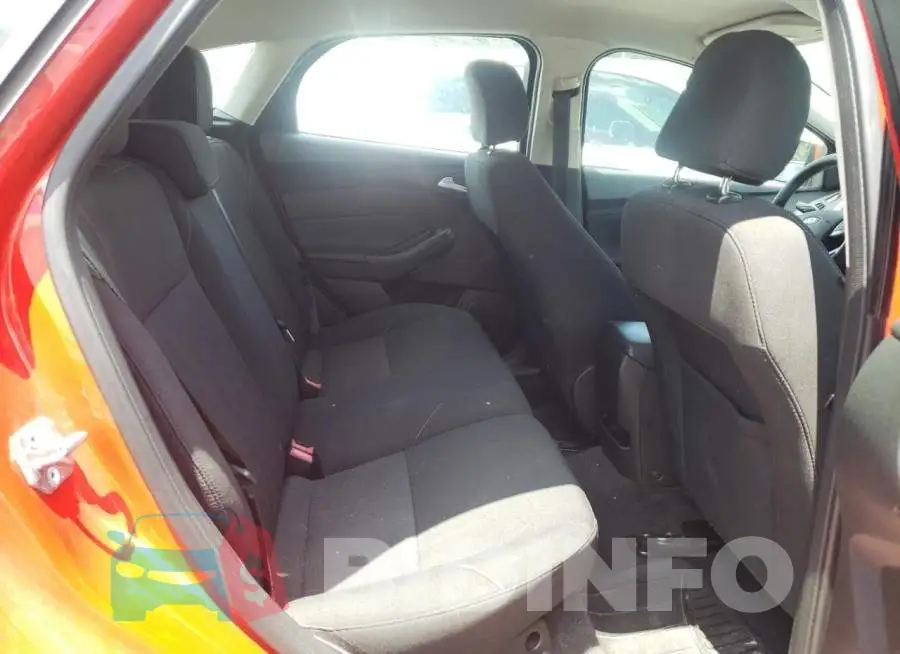 1FADP3K22GL302031 Photo# 6