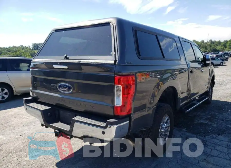 1FT7W2BT2HEF31859 Photo# 4