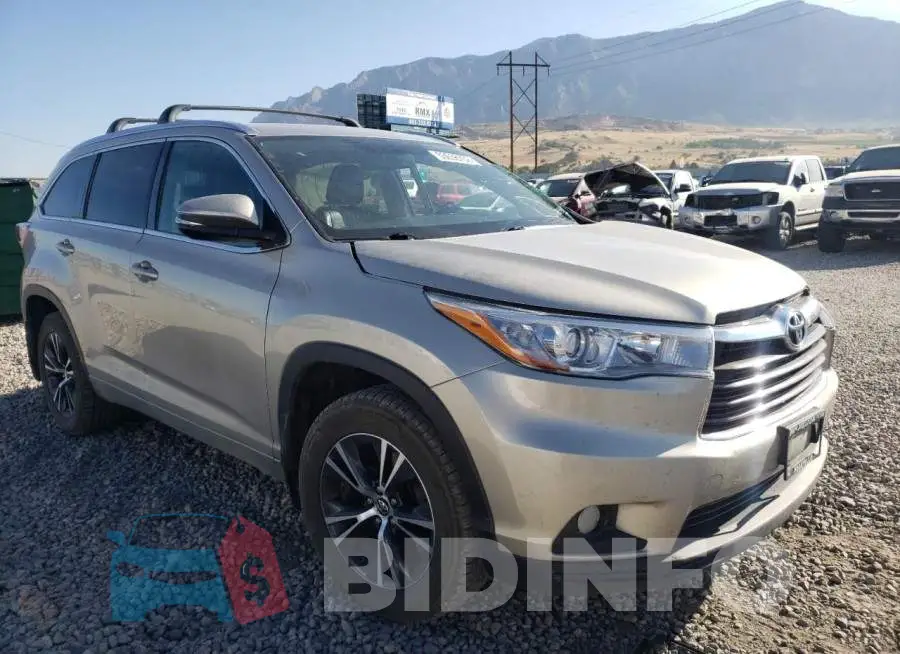 5TDJKRFH6GS500154 Photo# 1