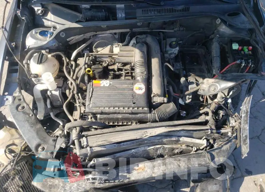 3VW267AJ7GM210087 Photo# 7