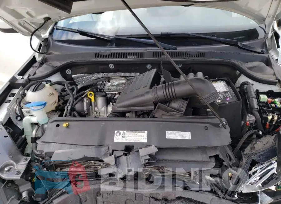 3VW2B7AJ5HM350961 Photo# 7