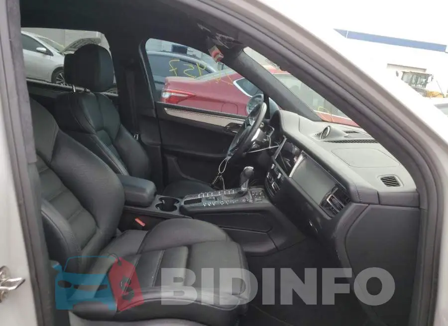 WP1AF2A54LLB60473 Photo# 5