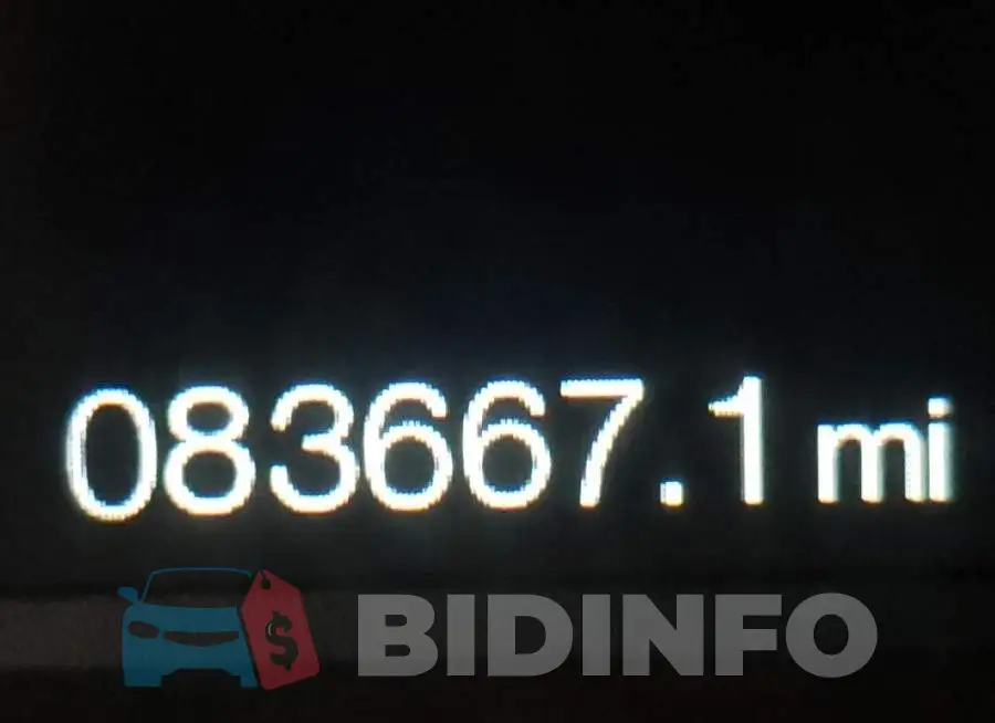 1FT7W2BT2JEB70154 Photo# 8