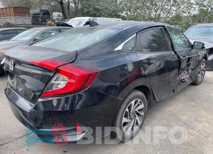 19XFC2F76HE233451 Photo# 4