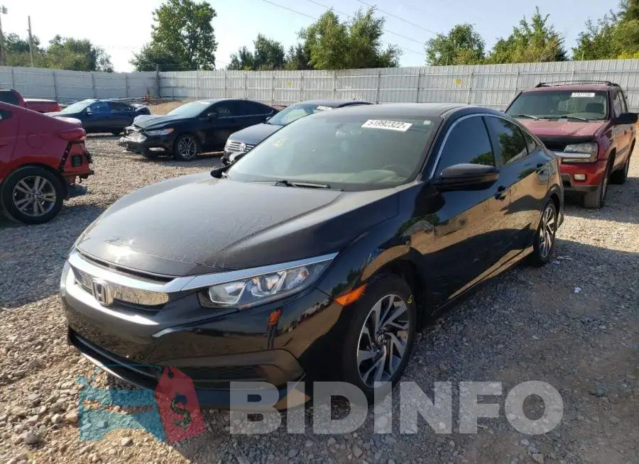 19XFC2F77HE081826 Photo# 2