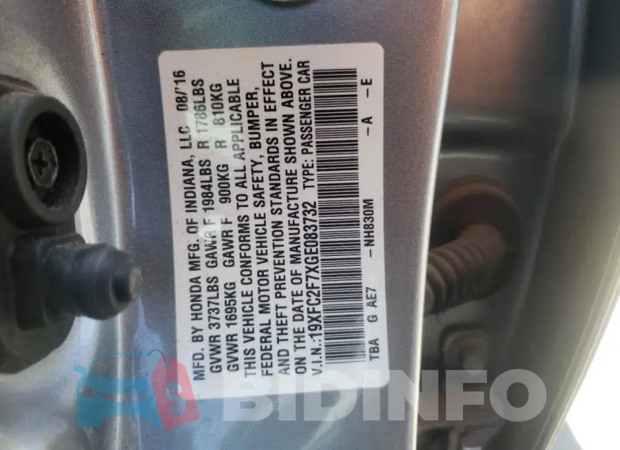 19XFC2F7XGE083732 Photo# 10