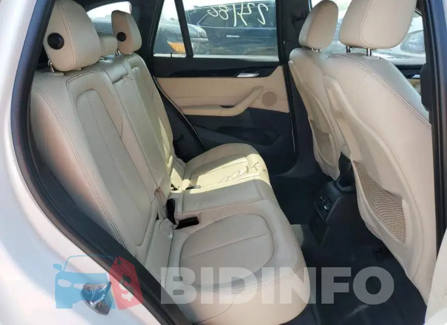 WBXHT3C3XJ5F89618 Photo# 6