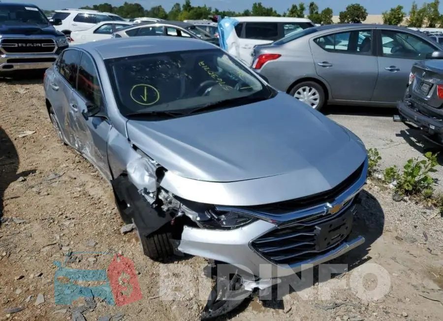 1G1ZB5ST9LF084822 Photo# 1
