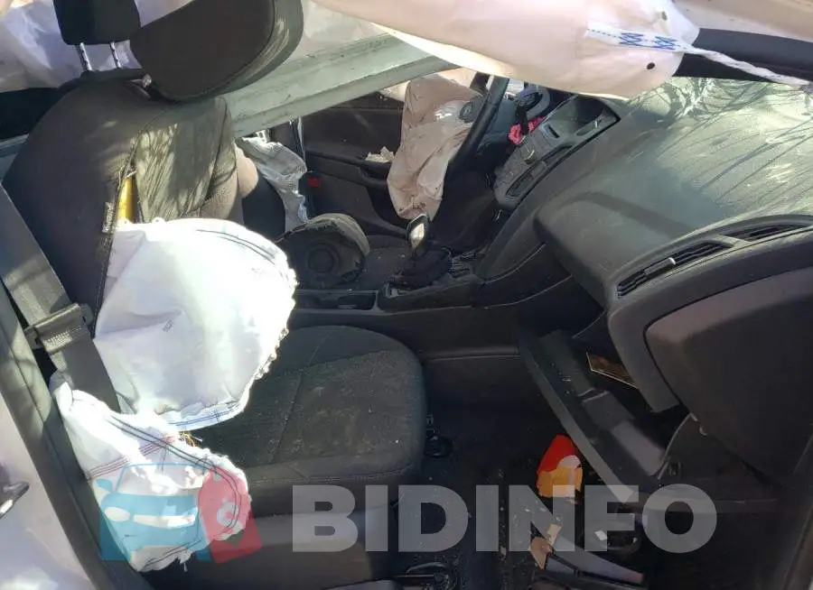 1FADP3F27GL363269 Photo# 5