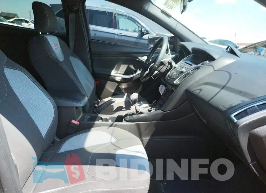 1FADP3L95HL205967 Photo# 5