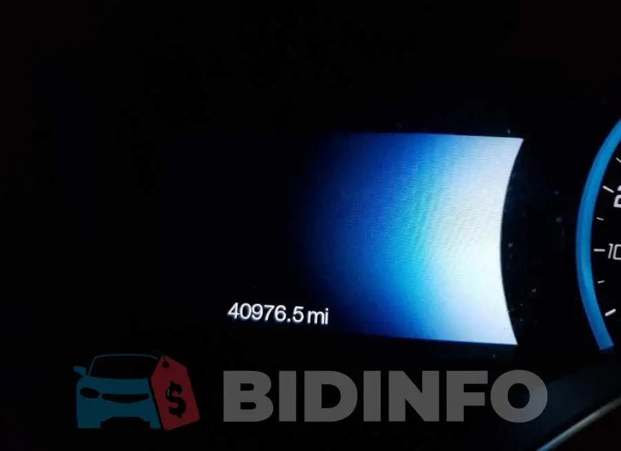 1FADP5AU3HL110777 Photo# 8