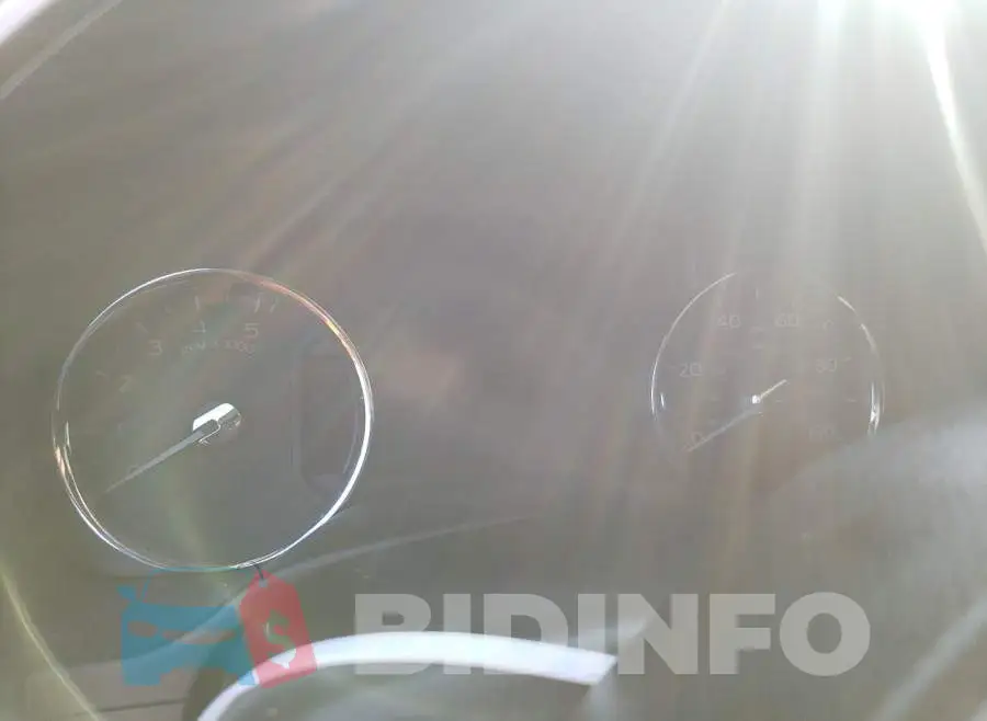 1FT7W2BT2JEB19219 Photo# 8