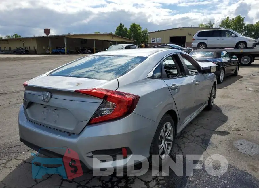 19XFC2F55HE230507 Photo# 4