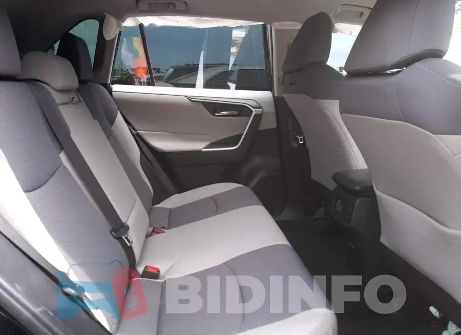 JTMW1RFV0KD013549 Photo# 6