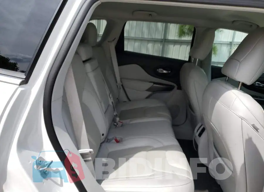 1C4PJLDB2KD243622 Photo# 6