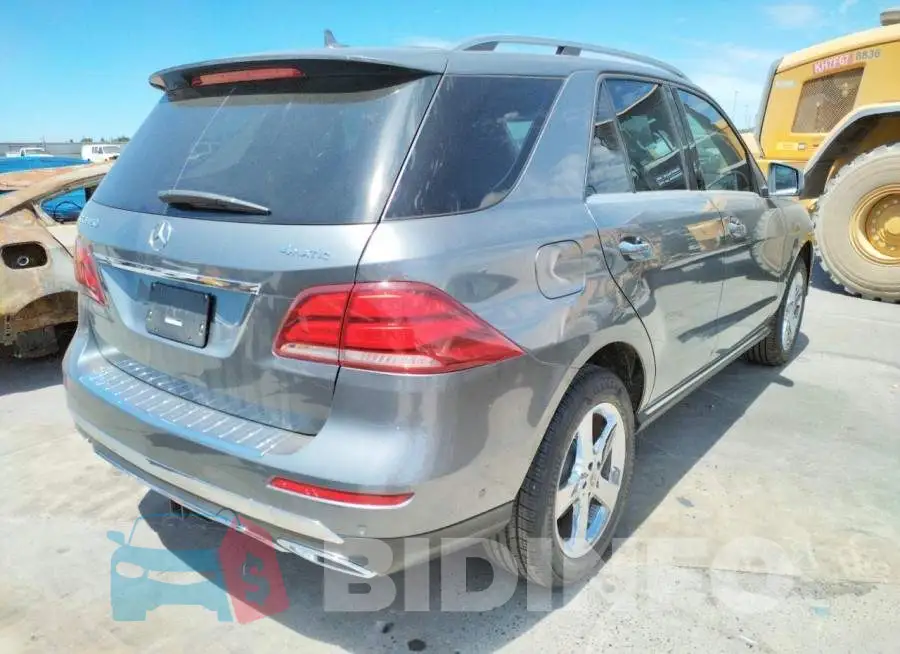 4JGDA5HB1JB179684 Photo# 4