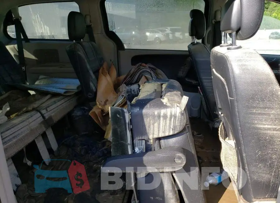 2C4RC1BG2GR173887 Photo# 6