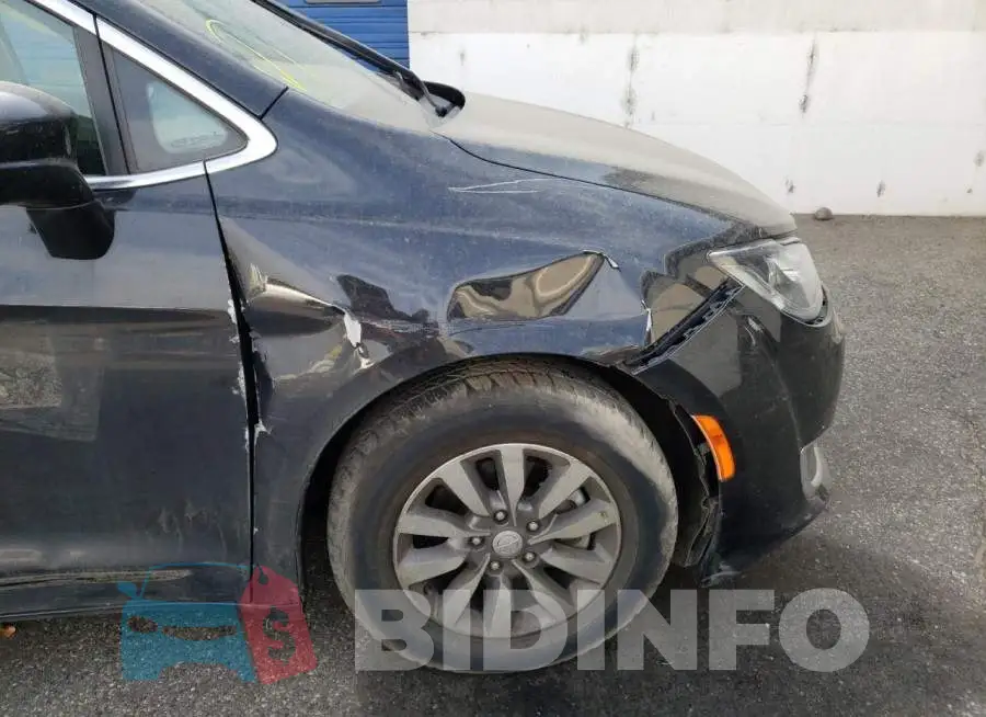 2C4RC1EG5LR173100 Photo# 9