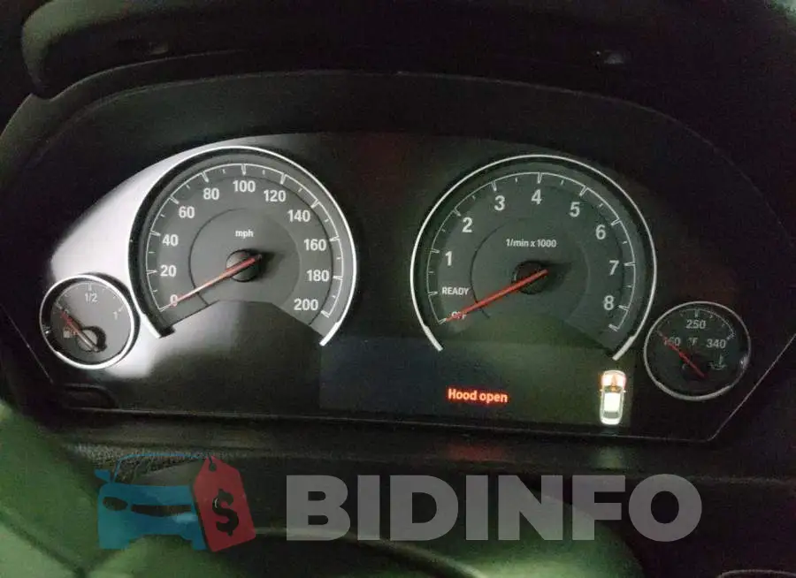 WBS8M9C56J5J78205 Photo# 8