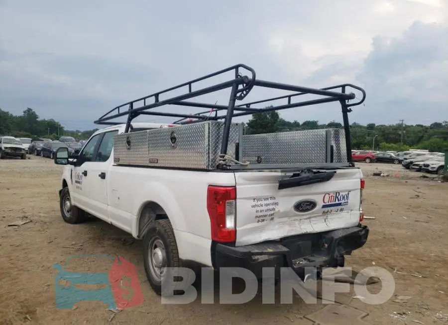1FT7W2A65JEB63677 Photo# 3