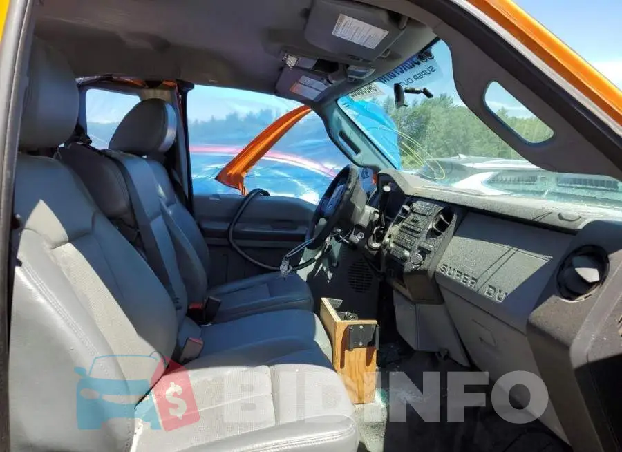 1FT7X2A61GEA53019 Photo# 5