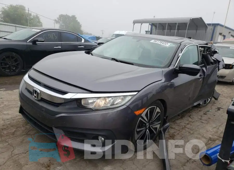 19XFC1F38GE204300 Photo# 2