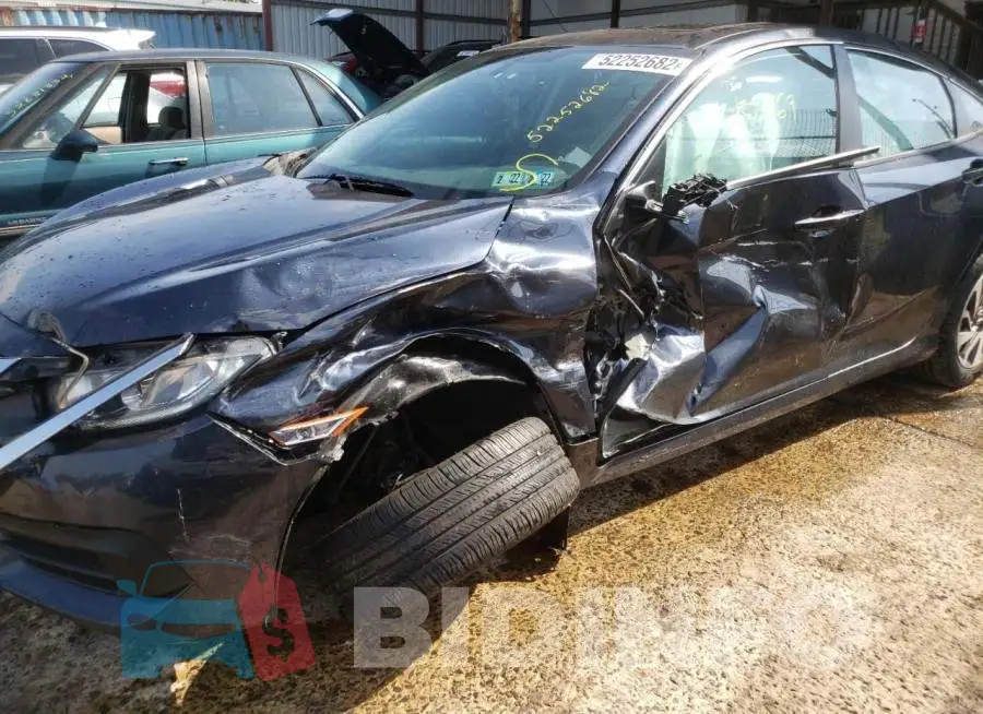 19XFC2F74HE229608 Photo# 9