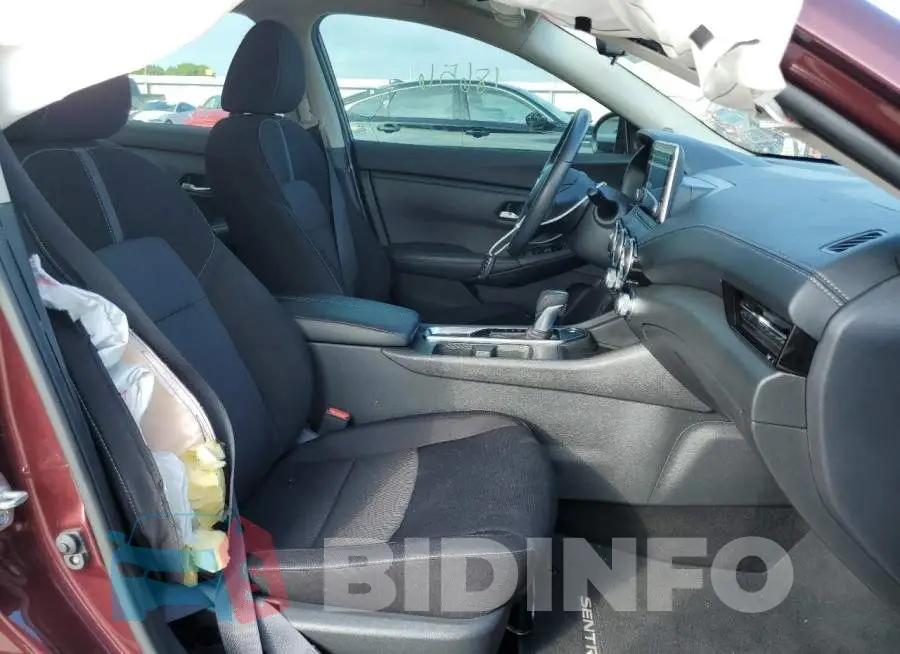3N1AB8CV7LY240227 Photo# 5