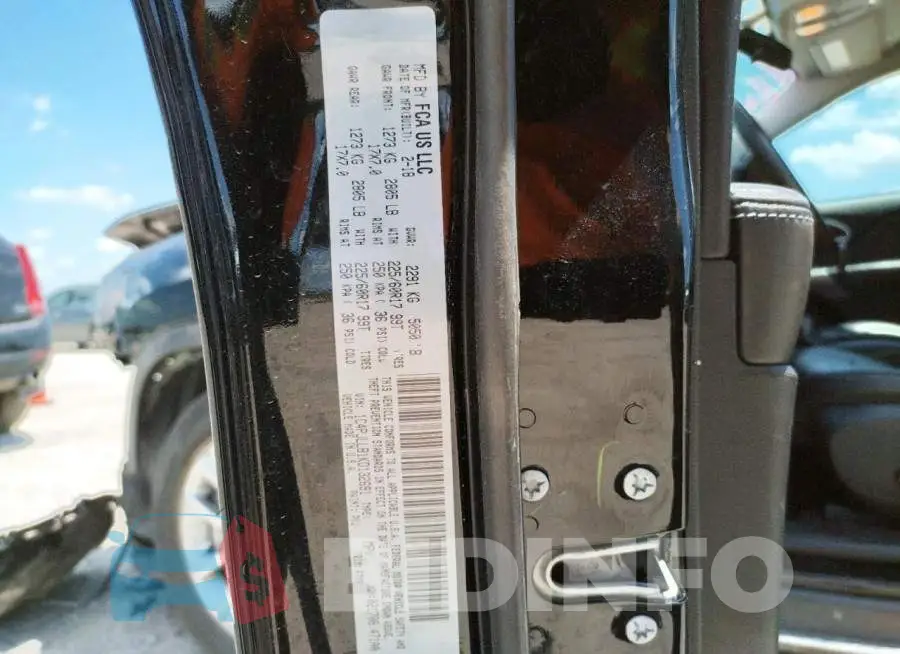 1C4PJLLB1KD132691 Photo# 10