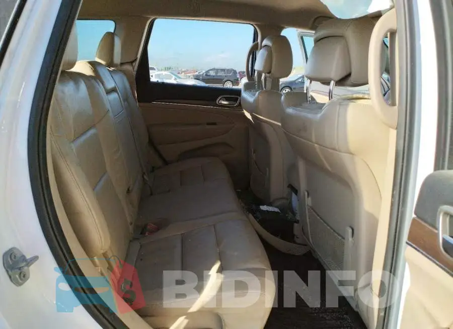 1C4RJFBG2HC676624 Photo# 6