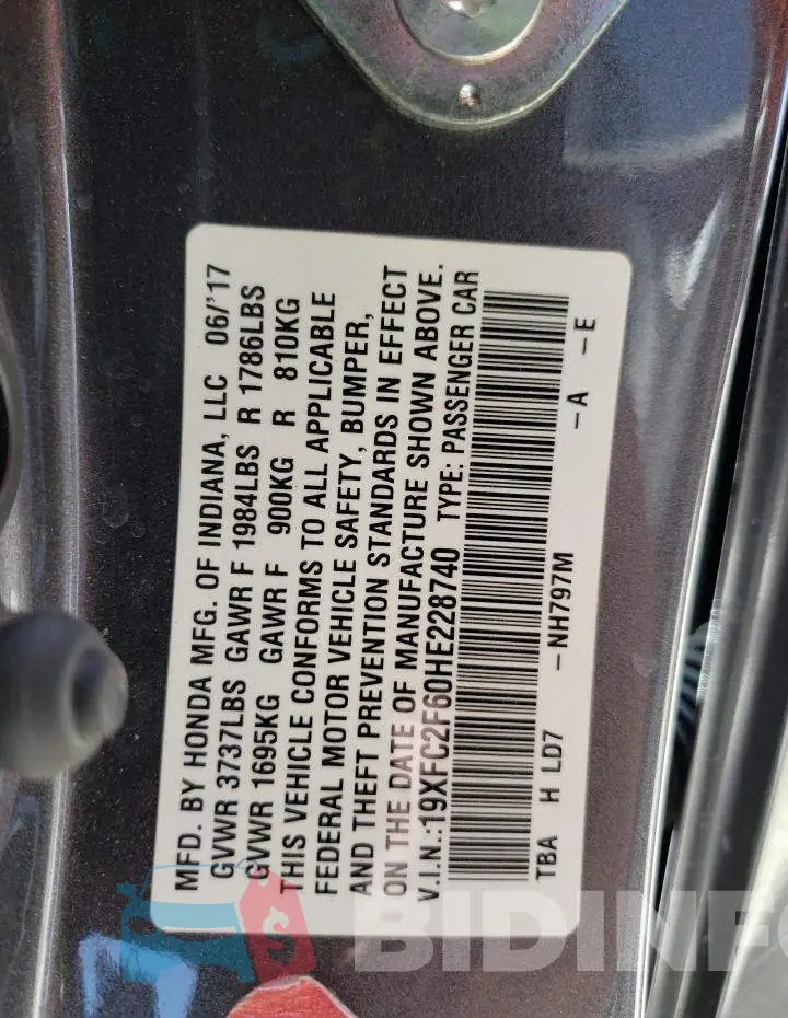 19XFC2F60HE228740 Photo# 10