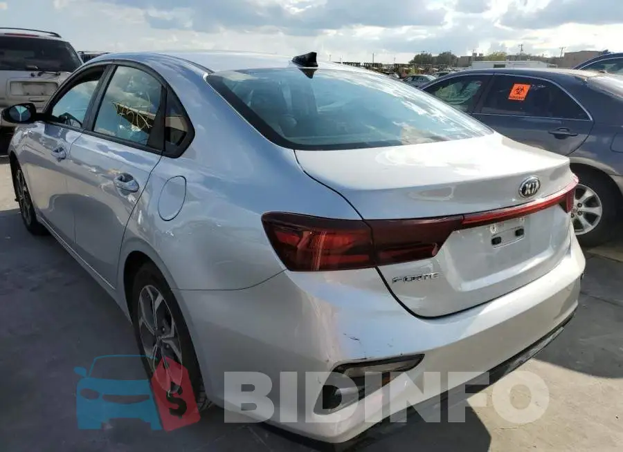 3KPF24AD4LE178941 Photo# 3
