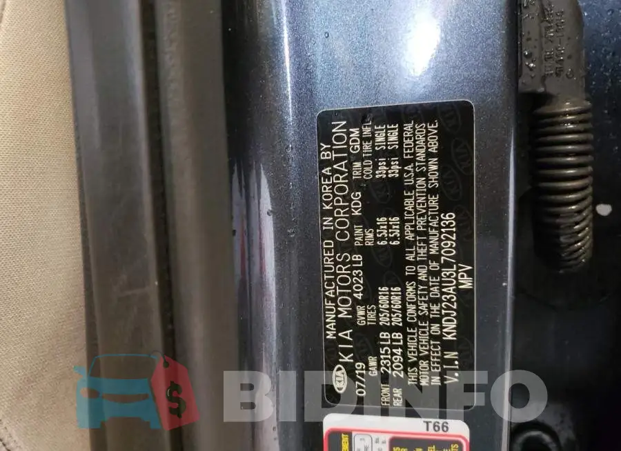KNDJ23AU3L7092136 Photo# 10