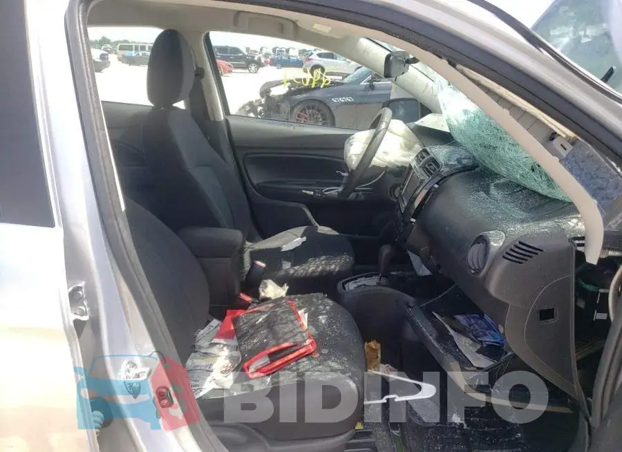 ML32F3FJ3LHF07141 Photo# 5