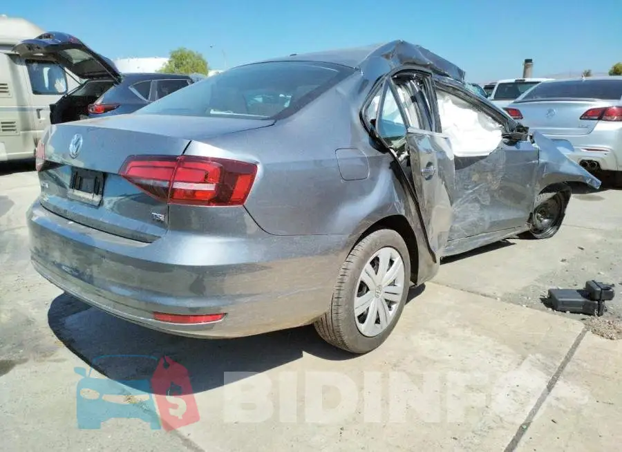 3VW2B7AJ4HM412513 Photo# 4