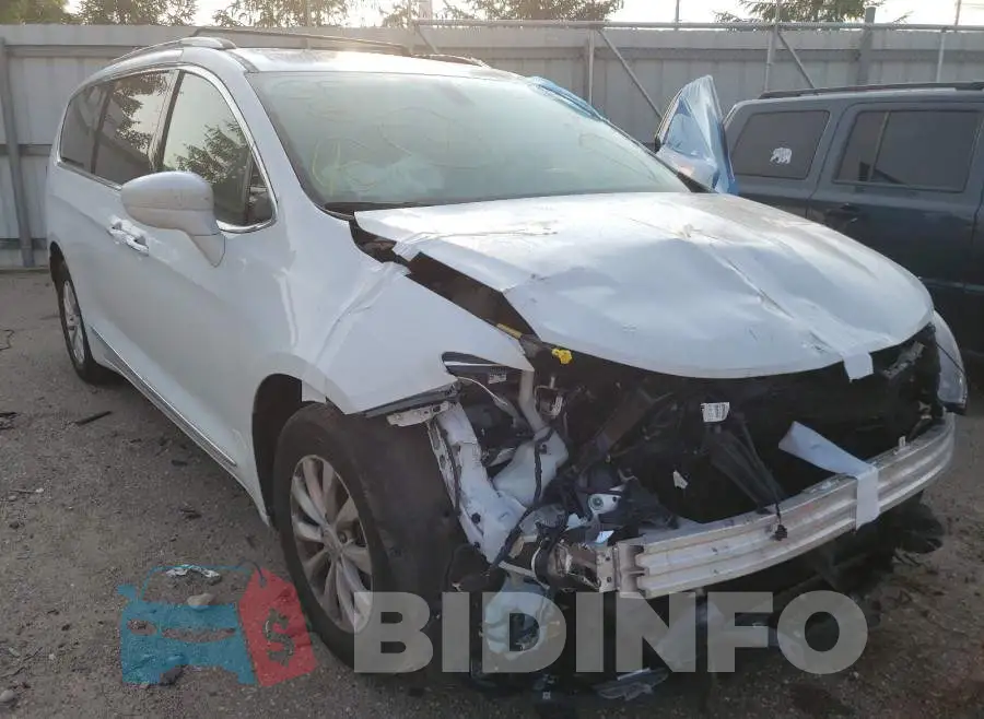 2C4RC1BG7JR204090 Photo# 1