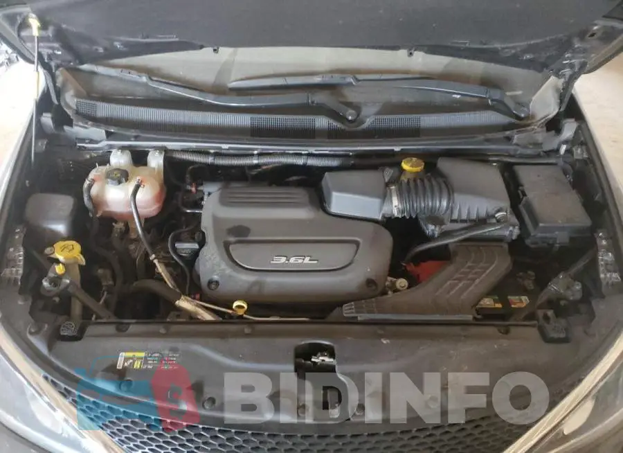 2C4RC1BGXHR524286 Photo# 7