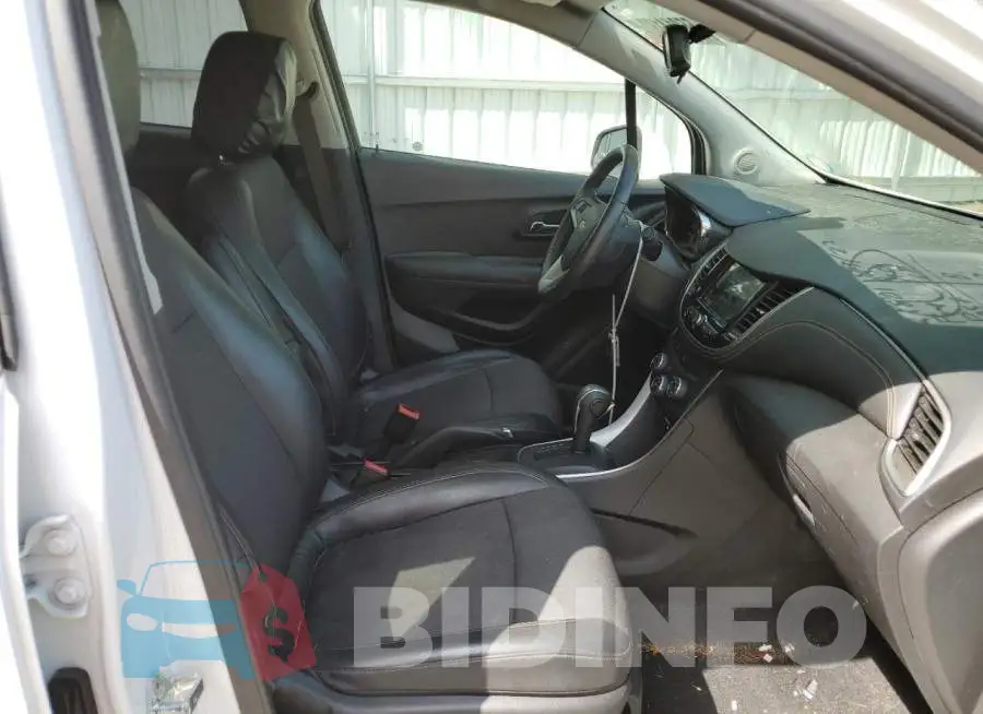 KL7CJLSB5JB559251 Photo# 5