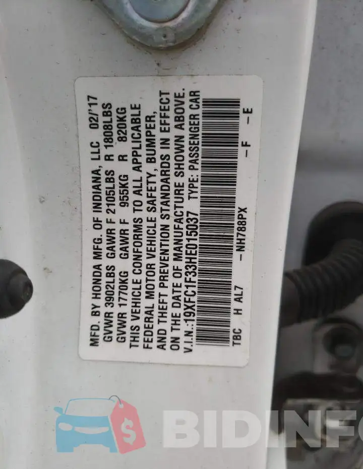 19XFC1F33HE015037 Photo# 10