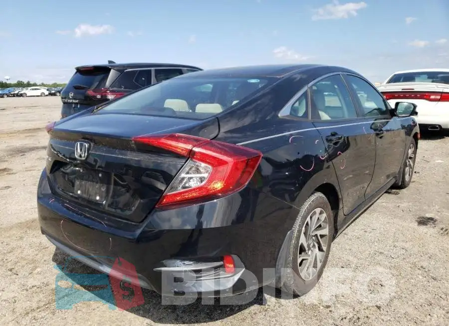 19XFC2F72GE237656 Photo# 4