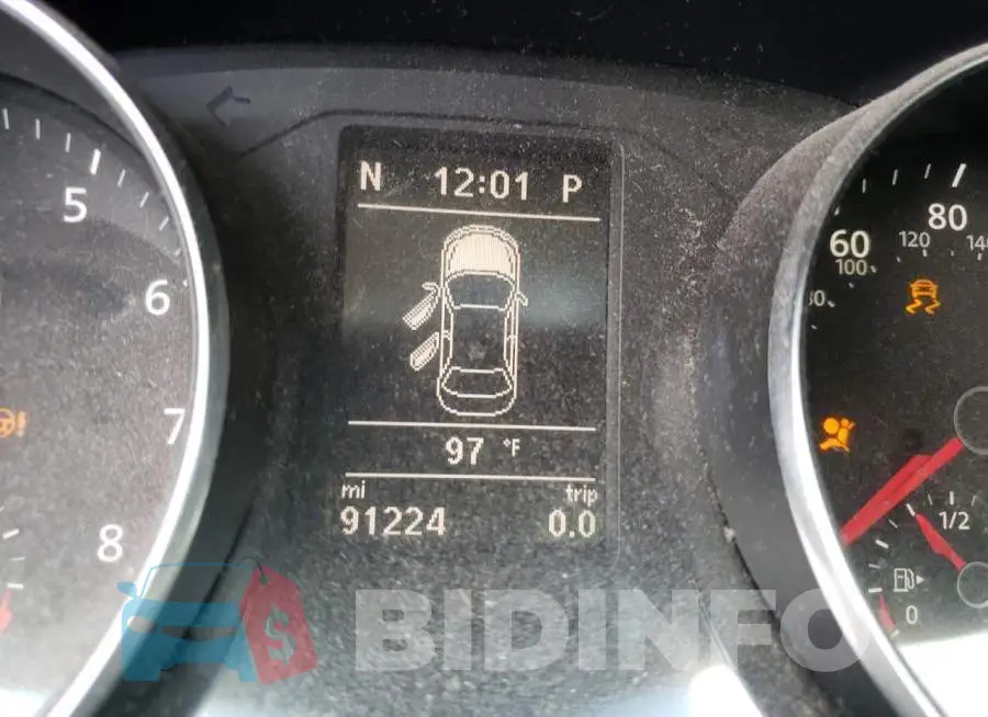 1VWBS7A37GC051649 Photo# 8