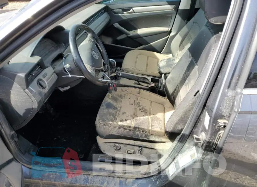 1VWSA7A38LC014591 Photo# 5