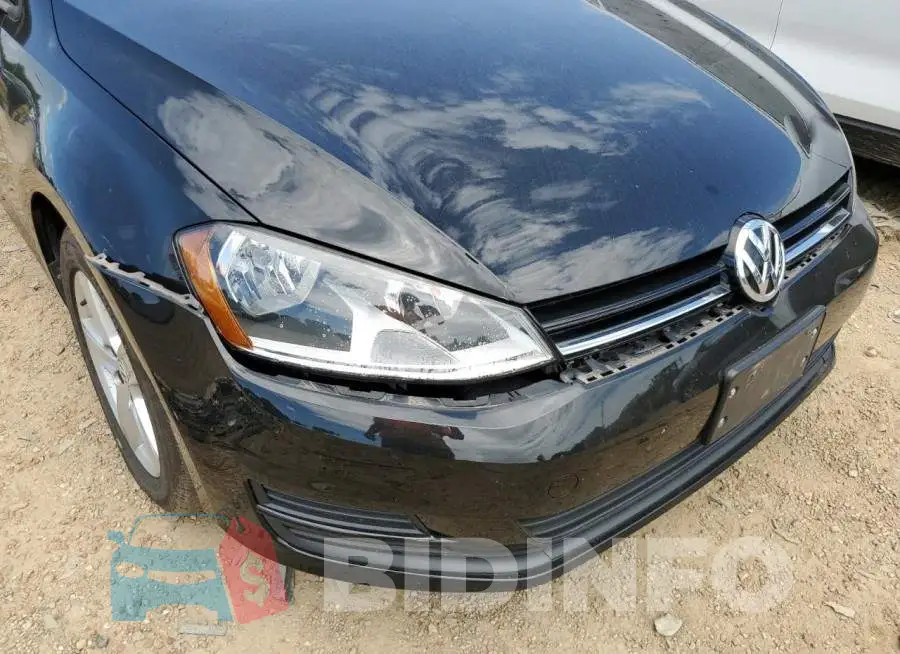 3VW217AU5HM068204 Photo# 9